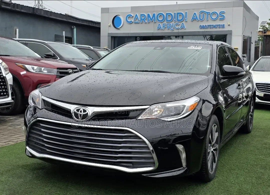Toyota Avalon 2018 Black