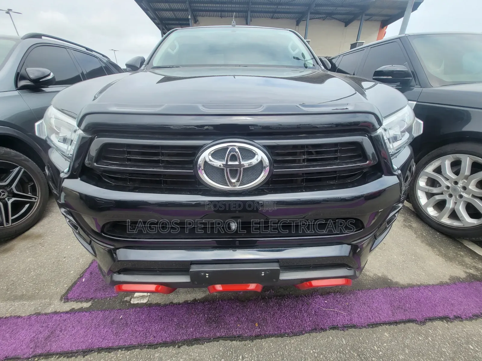 Toyota Hilux 2024 Black