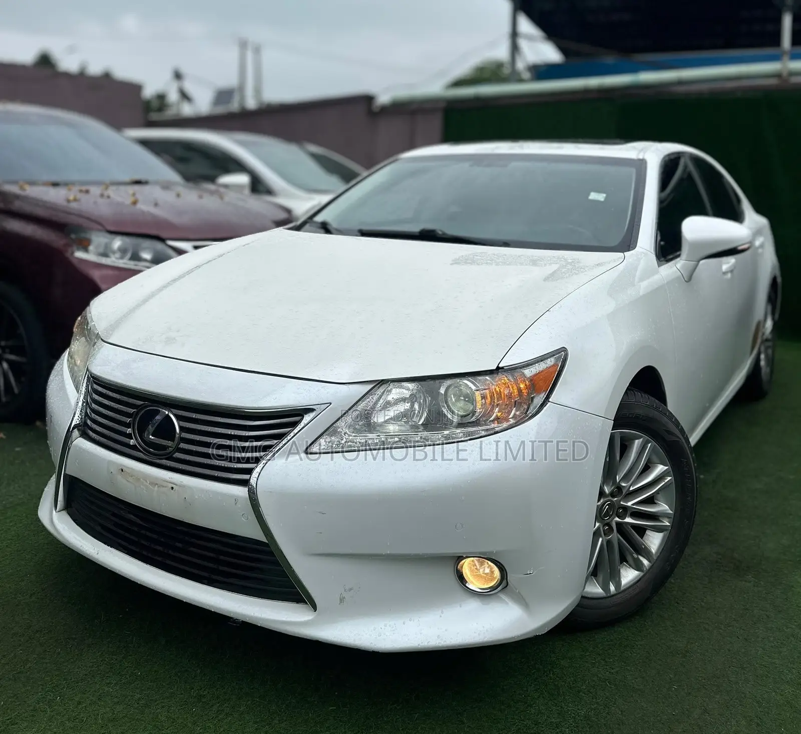 Lexus ES 350 FWD 2013 White