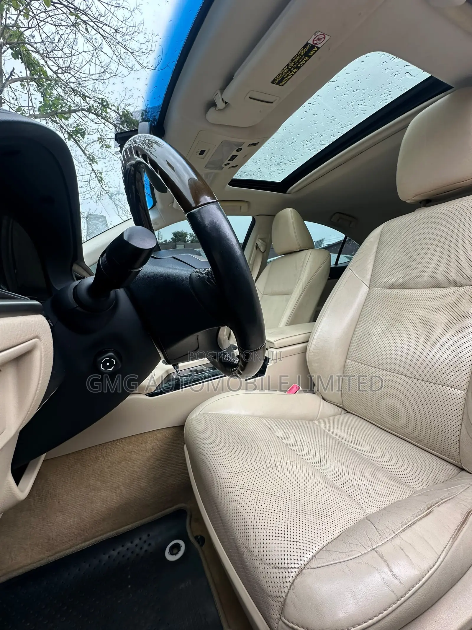 Lexus ES 350 FWD 2013 White