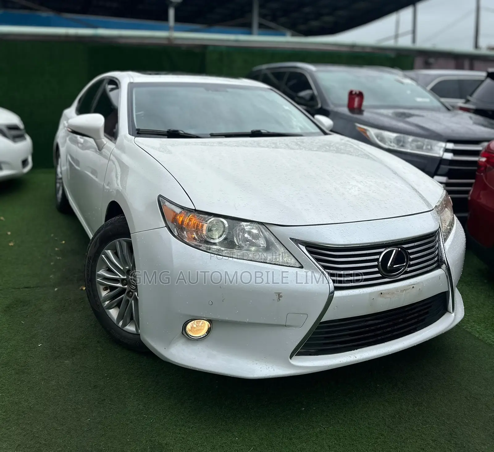 Lexus ES 350 FWD 2013 White