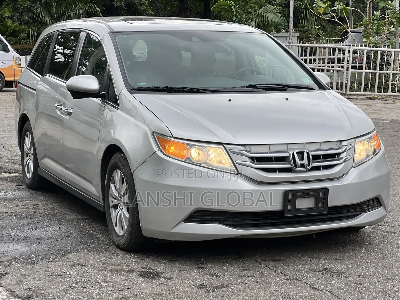 Honda Odyssey EX-L w/Navigation 4dr Minivan (3.5L 6cyl 6A) 2015 Silver
