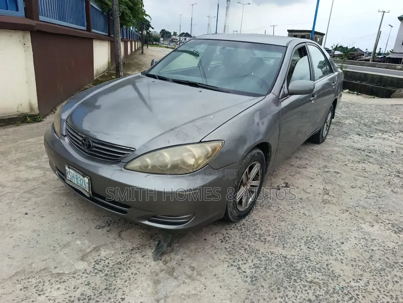 Toyota Camry LE 4dr Sedan (2.4L 4cyl 4A) 2004 Gray