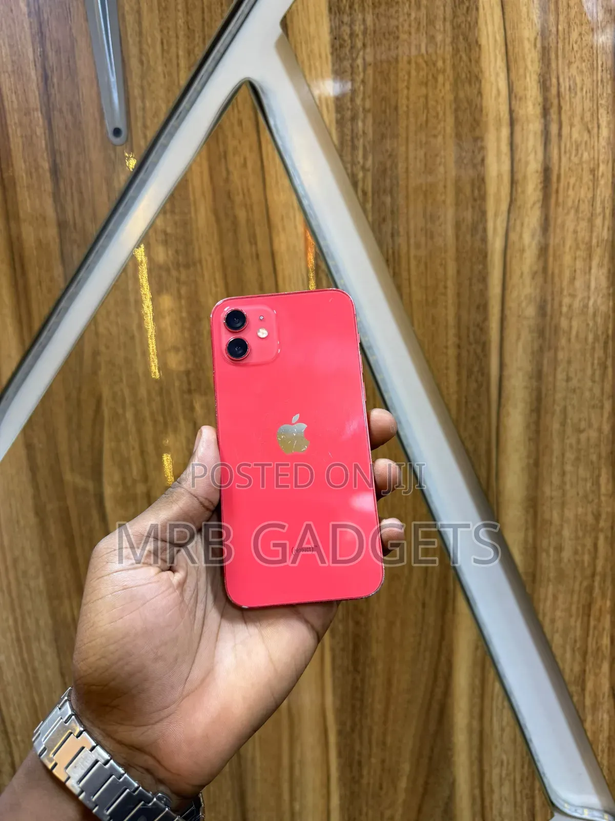 Apple iPhone 12 64 GB Red