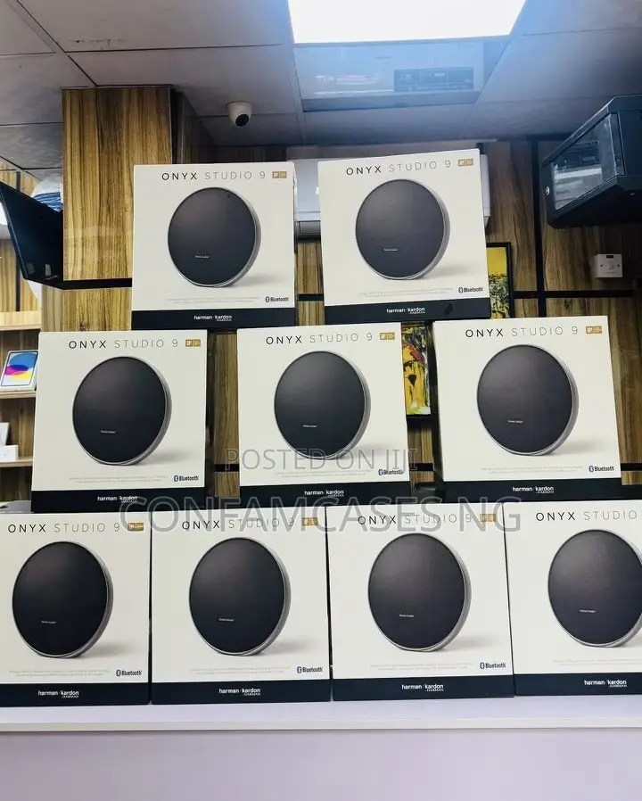 Harman Kardon Onyx Studio 9 Speaker