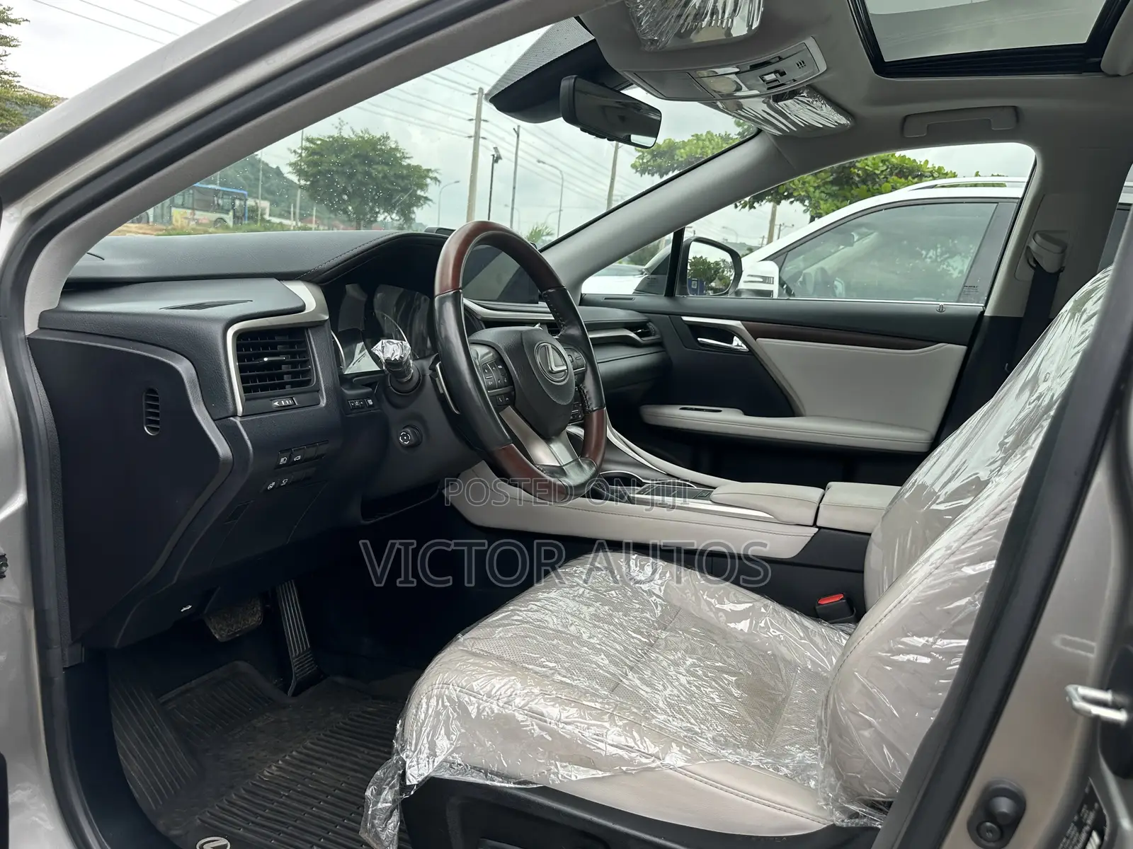 Lexus RX 2022 Gray