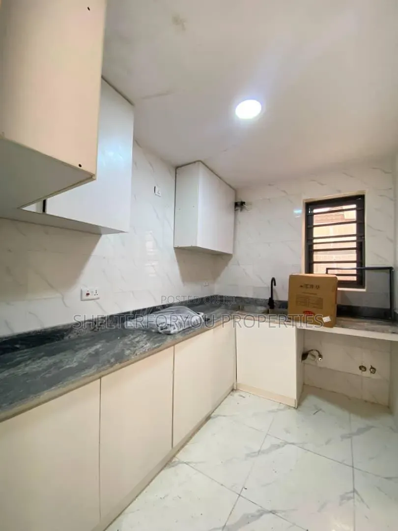 2bdrm Apartment in Ologolo for sale