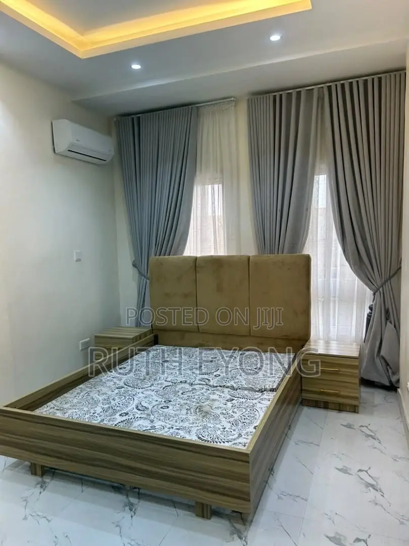 3bdrm Apartment in Ikate Lekki for rent