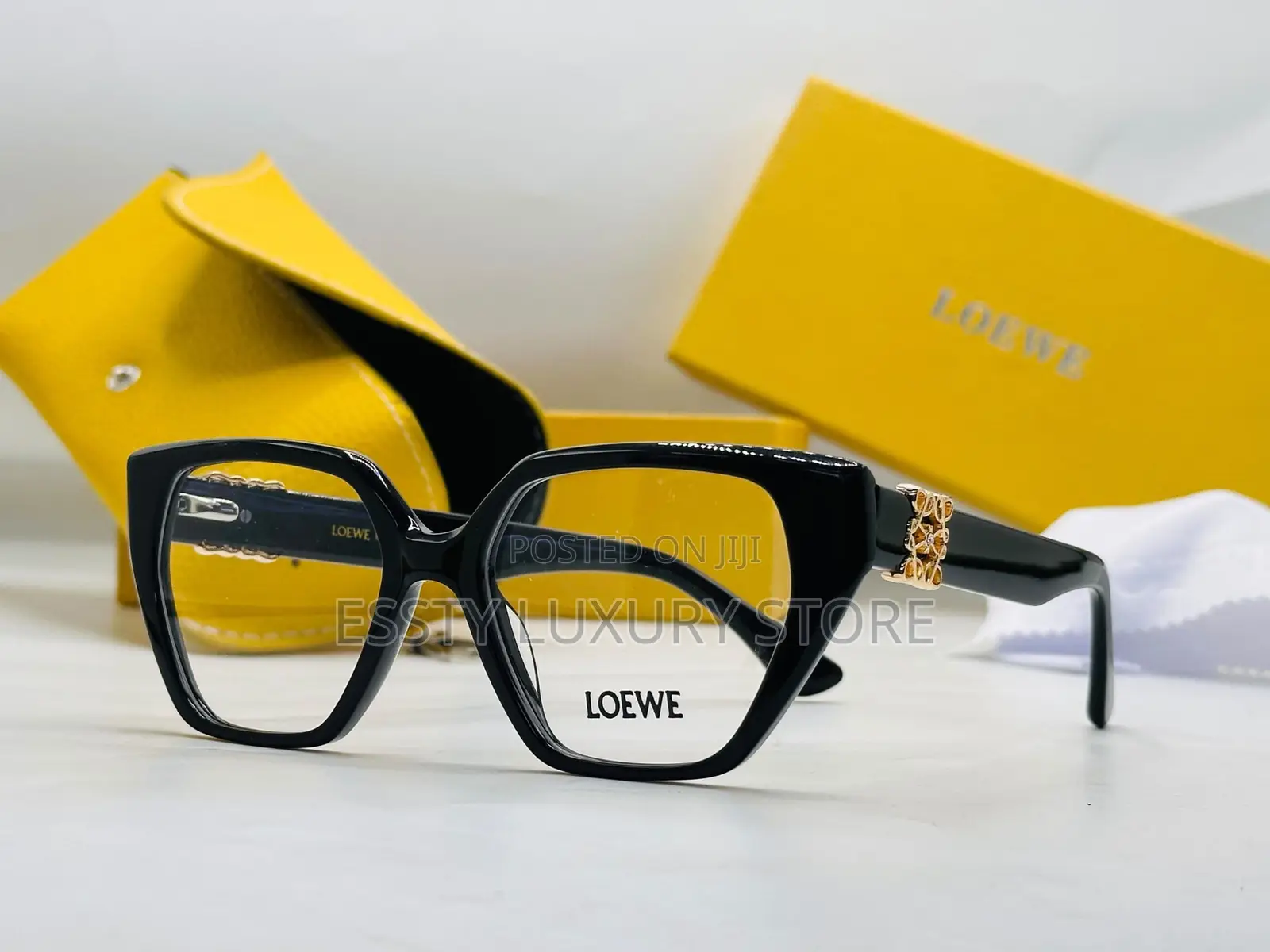 High Quality Luxury Affordable Frame Loewe Glass