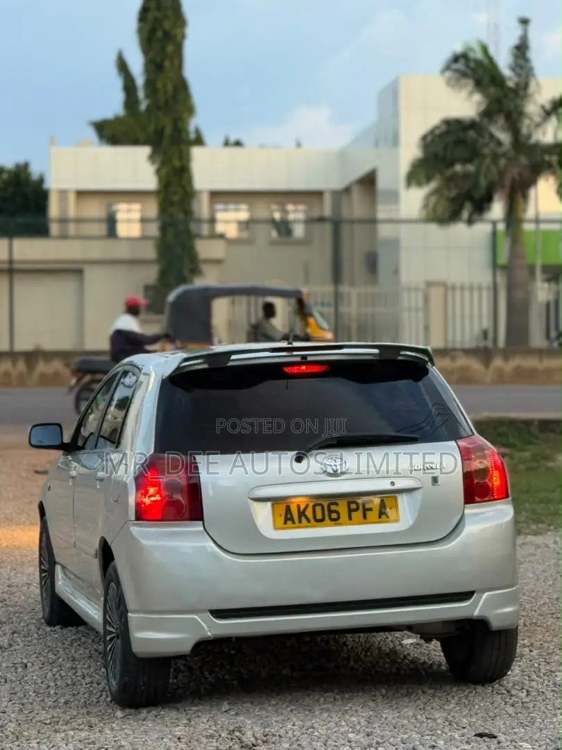 Toyota Corolla 2007 Silver