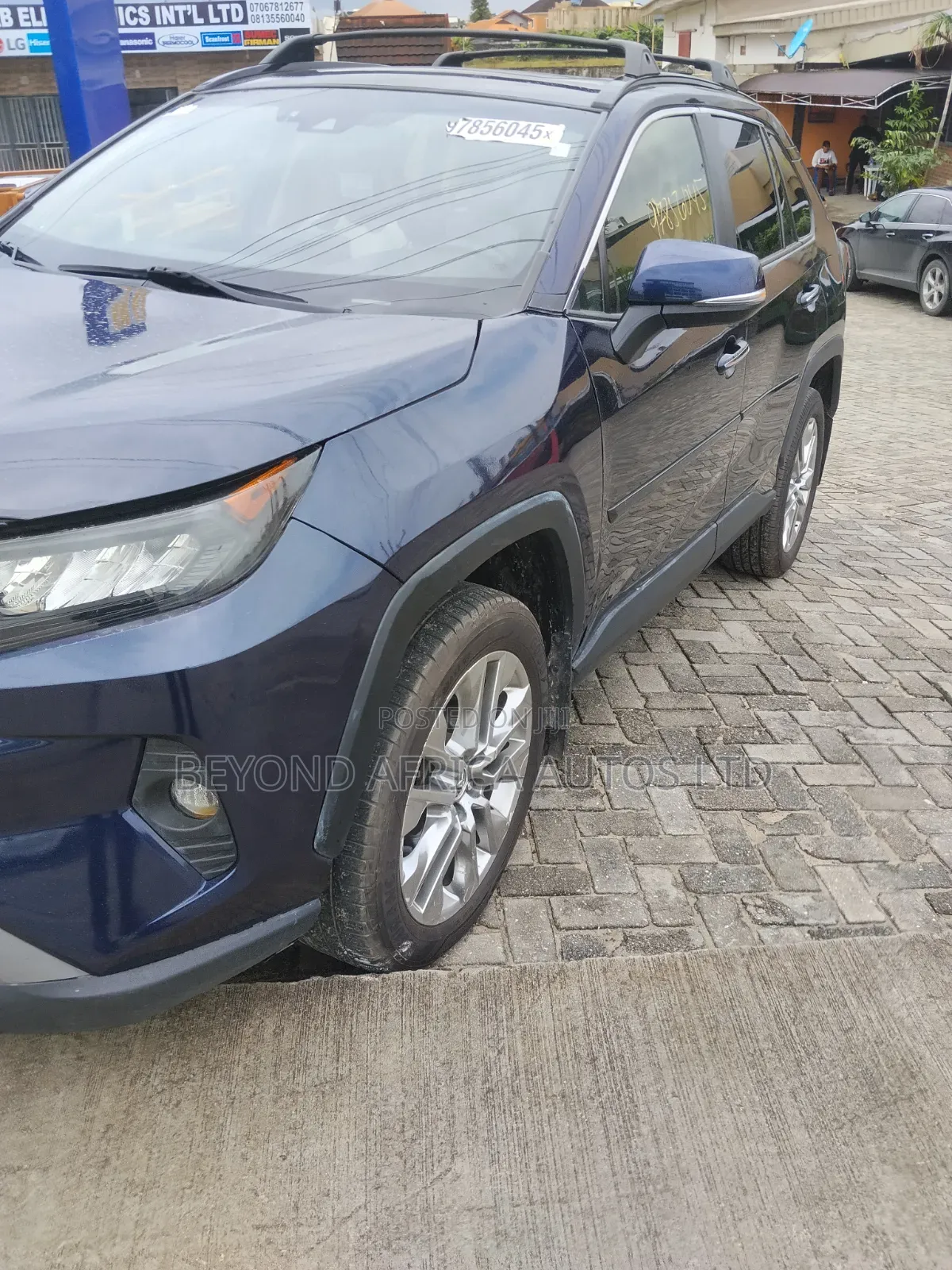 Toyota RAV4 2020 Blue