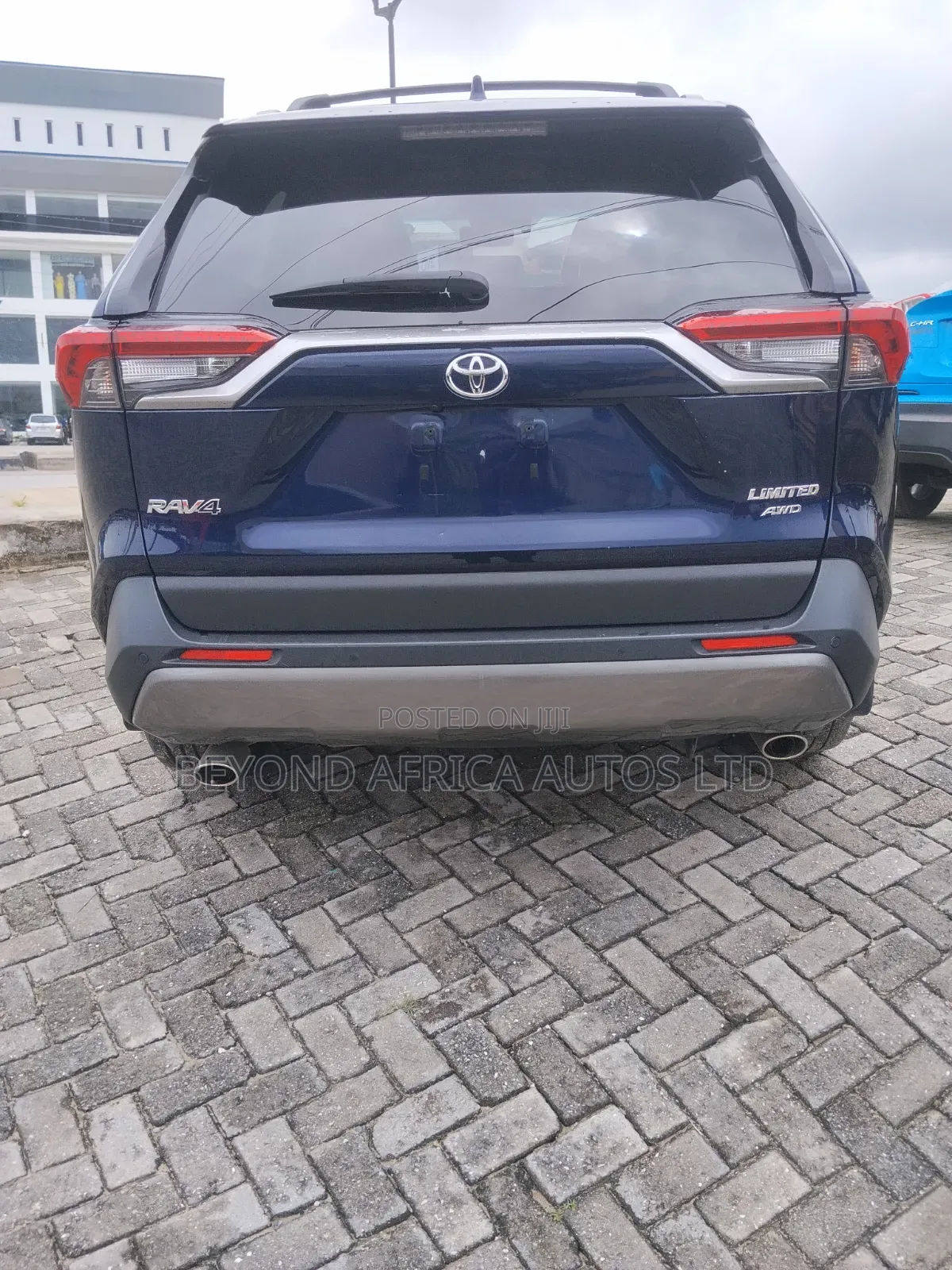 Toyota RAV4 2020 Blue