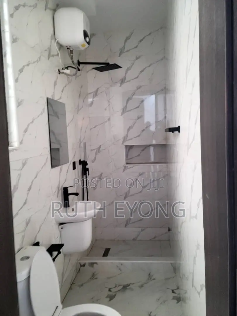 3bdrm Penthouse in Ikate Lekki for rent