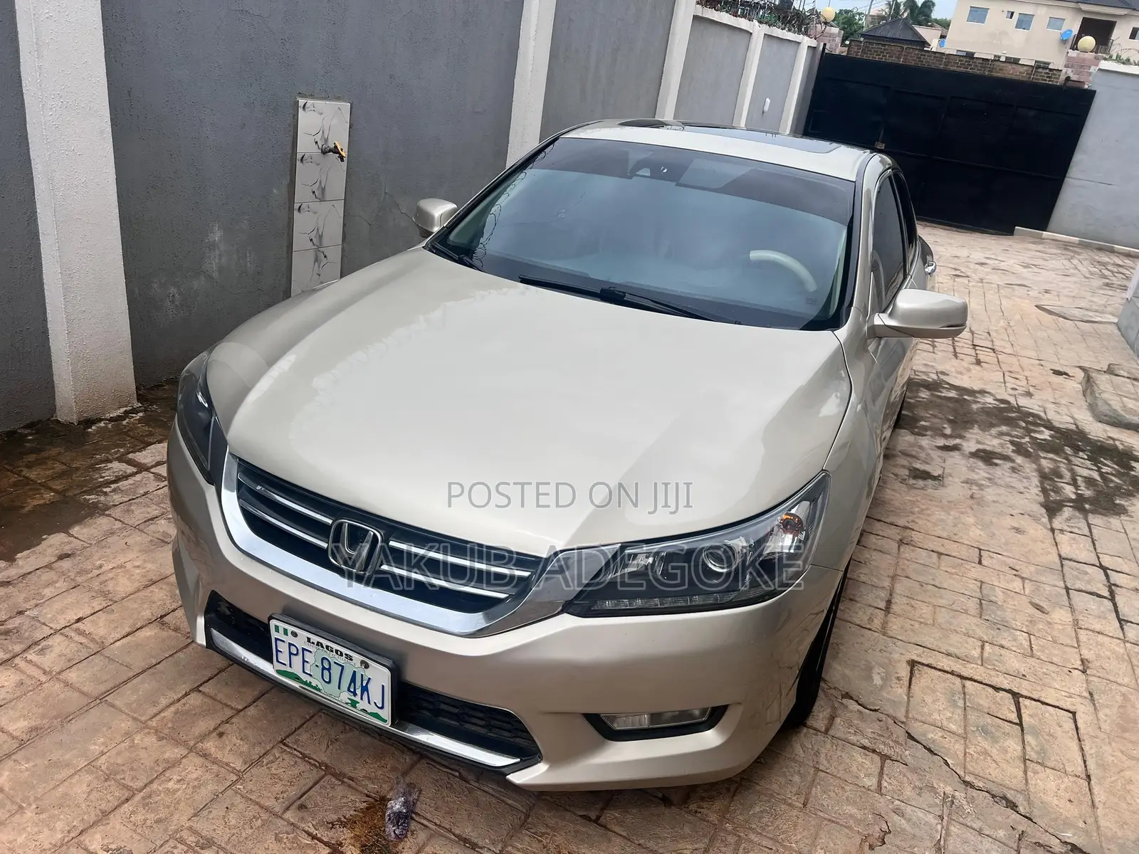 Honda Accord 2012 Gold