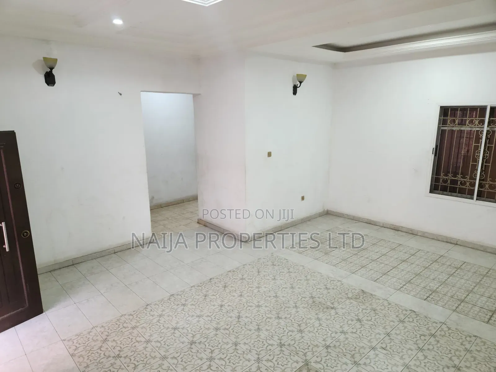 3bdrm Apartment in Lekki Conservation, Chevron for rent