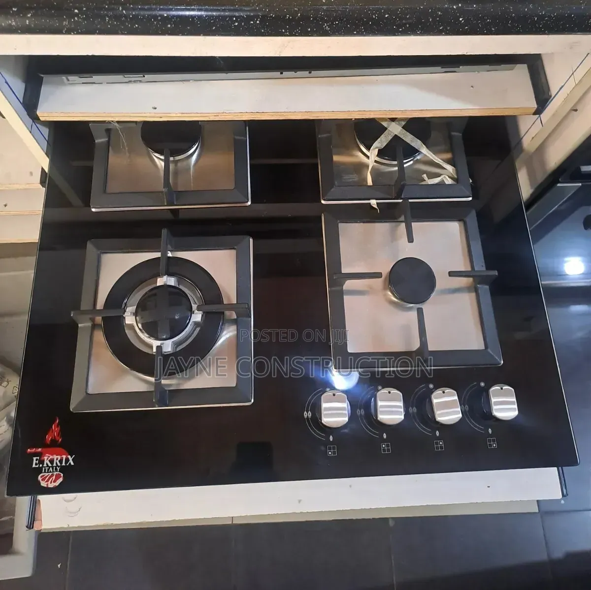 4-Burner Gas Cooker