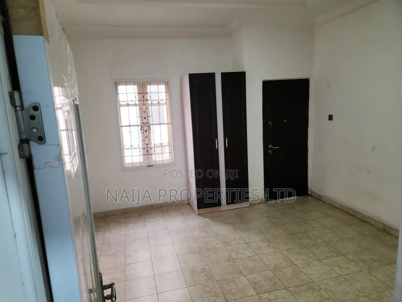 3bdrm Apartment in Lekki Conservation, Chevron for rent