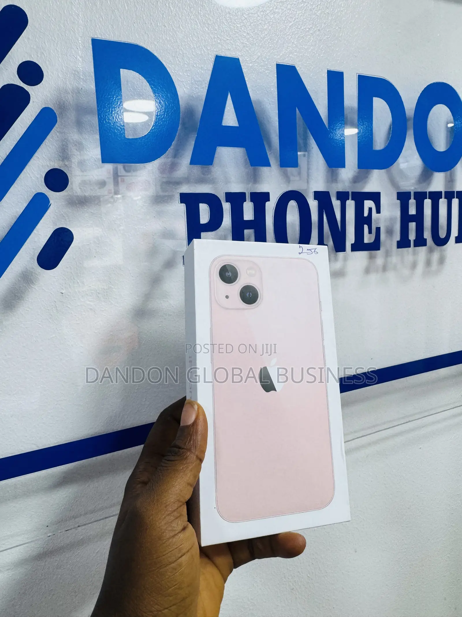 New Apple iPhone 13 256 GB Pink