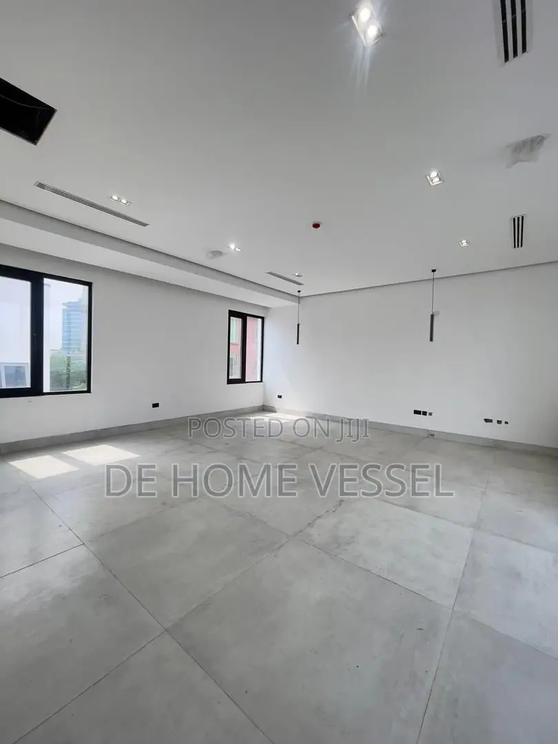 5bdrm Duplex in Old Ikoyi for sale