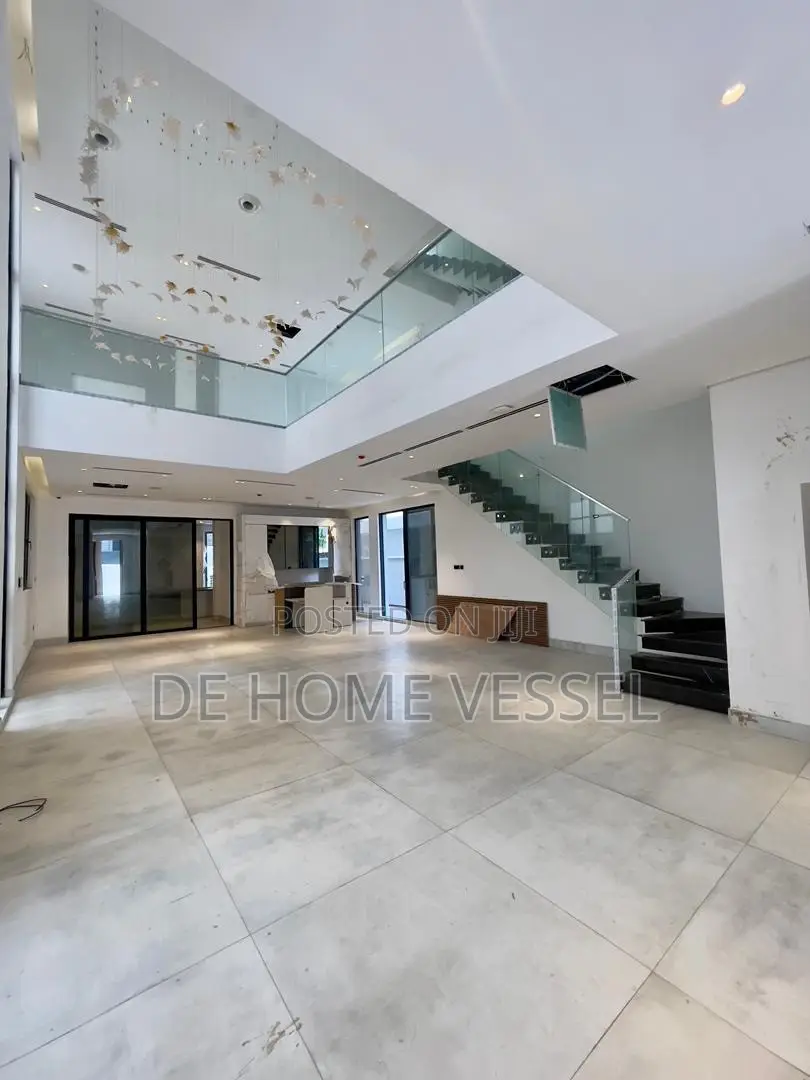 5bdrm Duplex in Old Ikoyi for sale