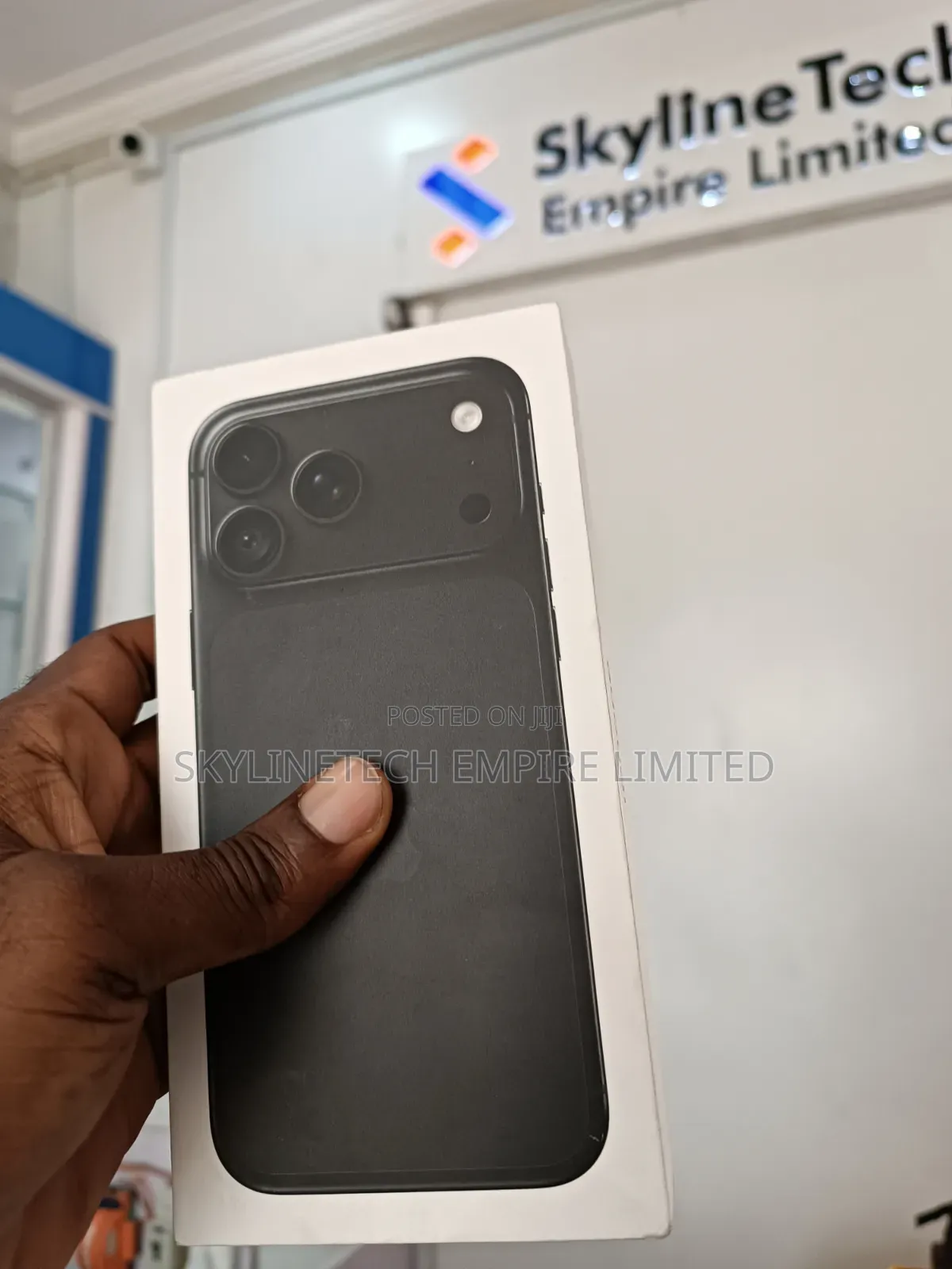 New Apple iPhone 18 Pro Max 256 GB Black