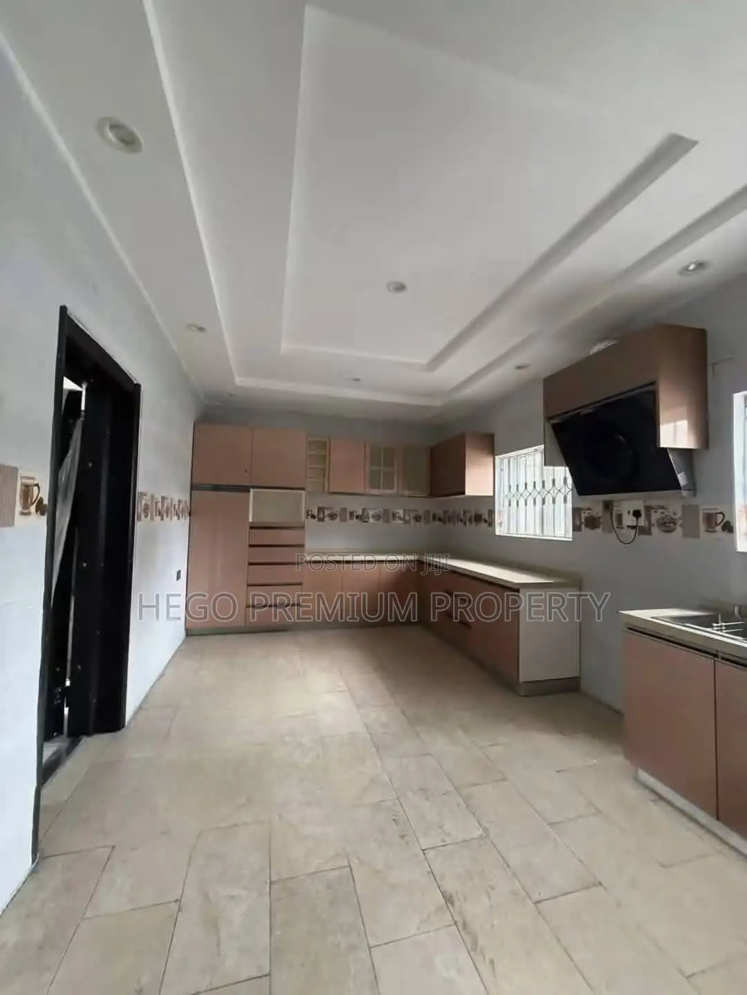 4bdrm Duplex in Estate, Obio-Akpor for sale