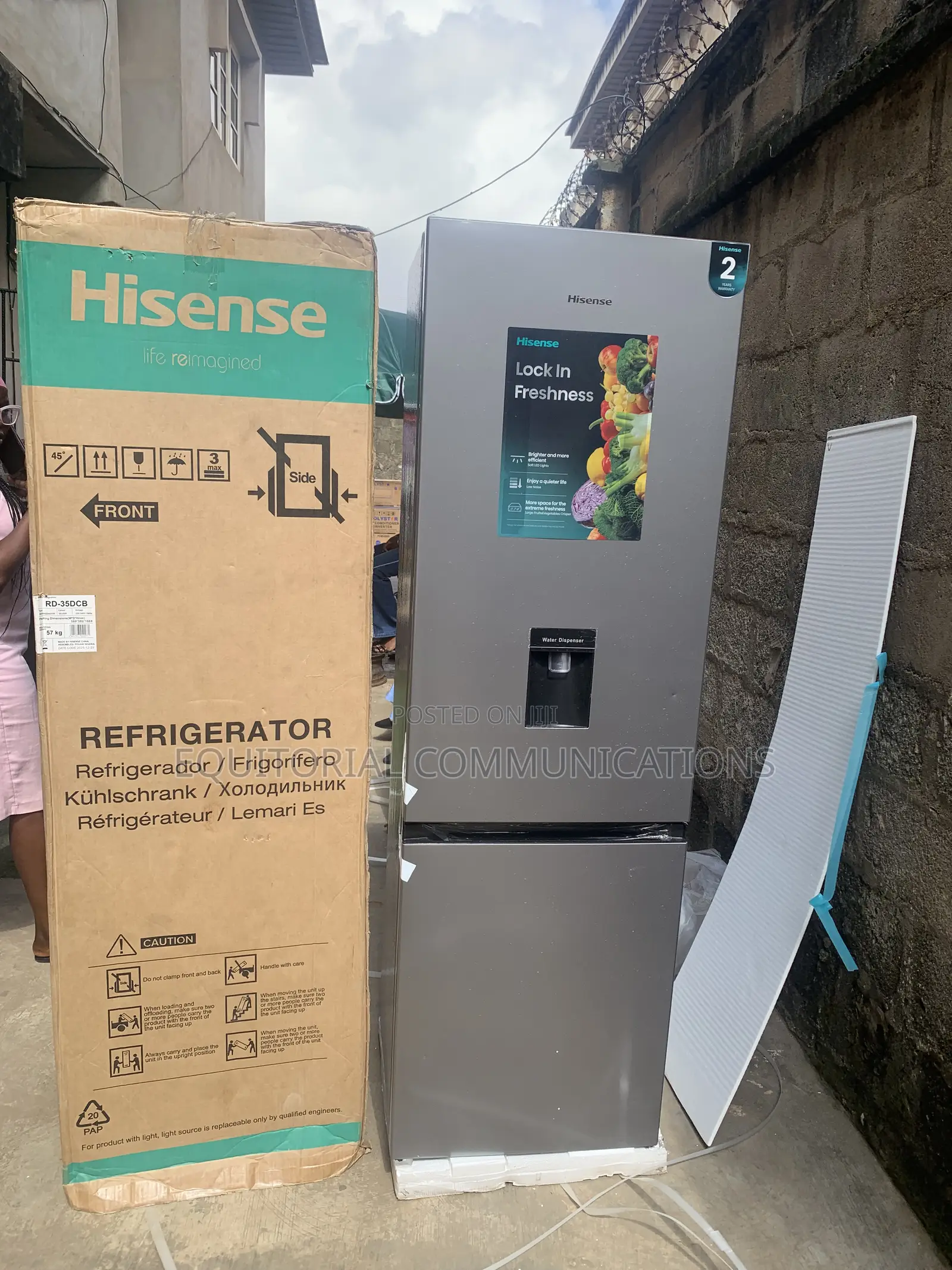 Hisense 35DCB 264L Stylish Double-Door Fridge With Water Dispenser