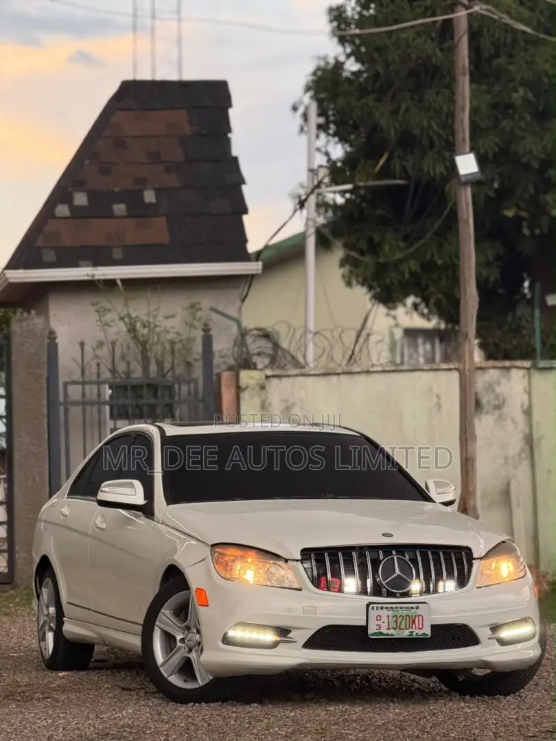 Mercedes-Benz C350 2009 White