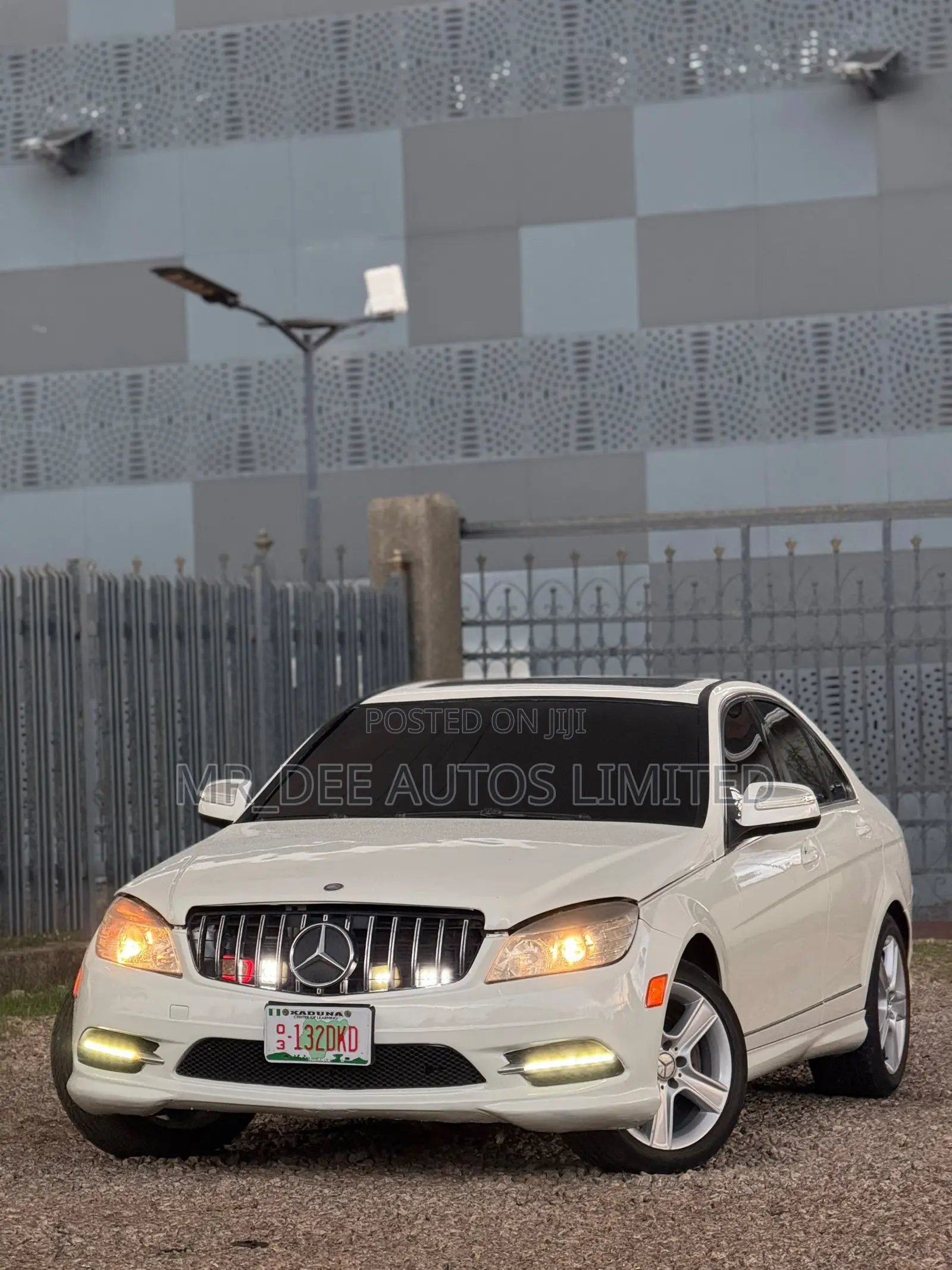 Mercedes-Benz C350 2009 White