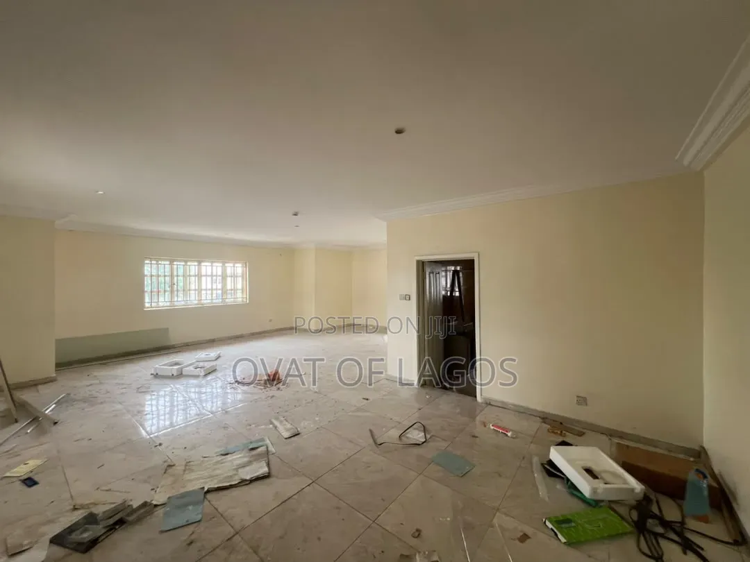 6bdrm Duplex in Parkview Estate for rent