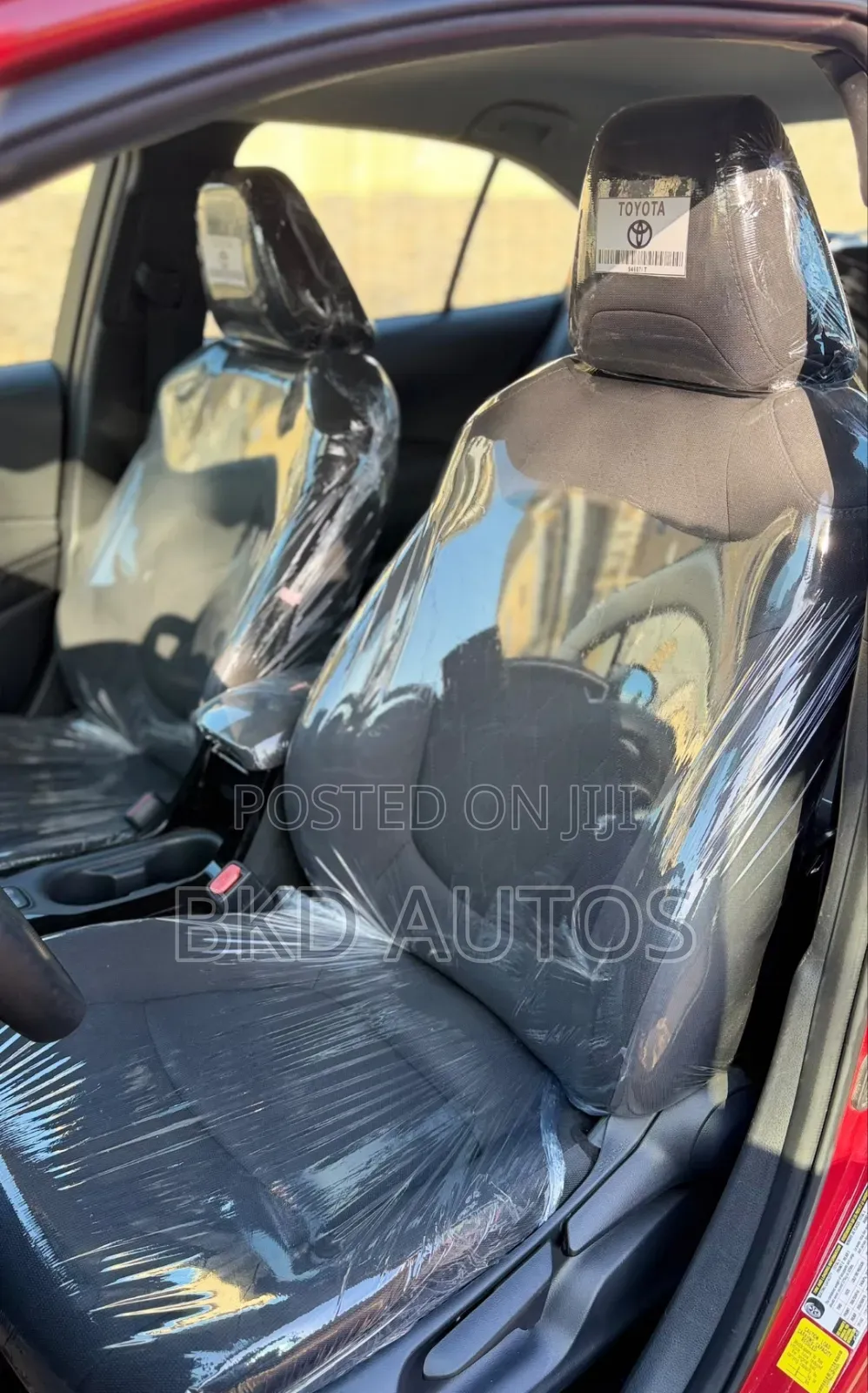 Toyota Corolla LE 2021 Red