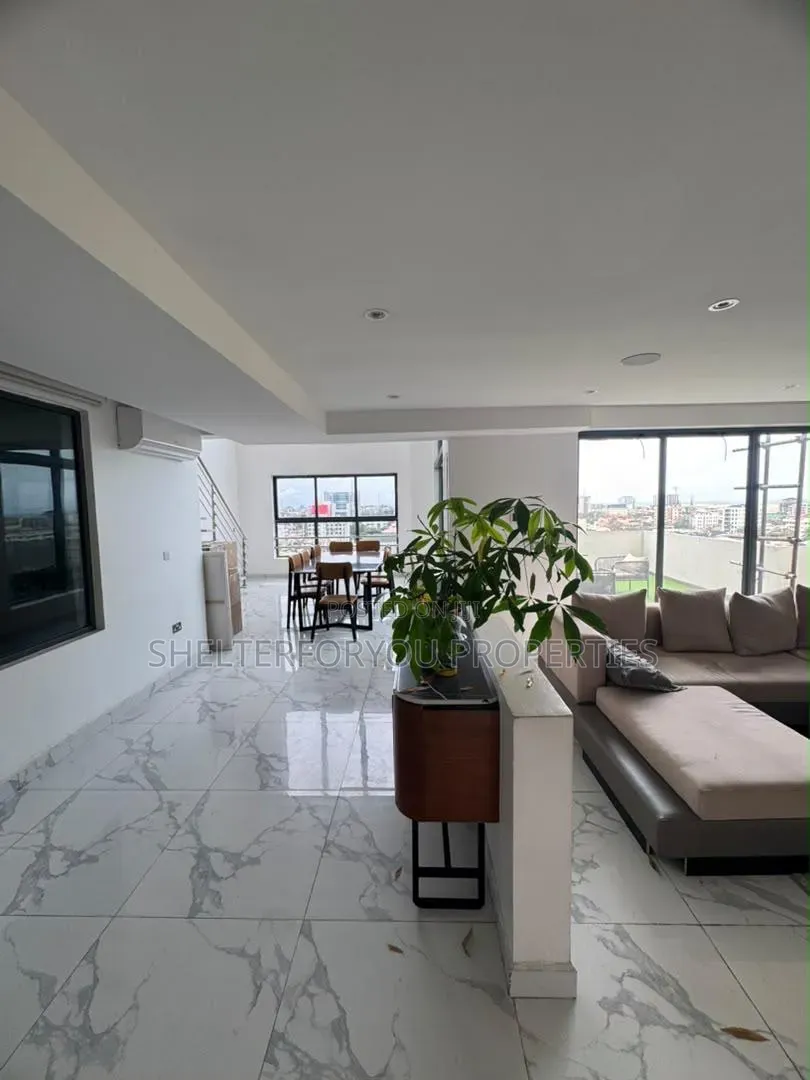 4bdrm House in Victoria Island Extension for sale
