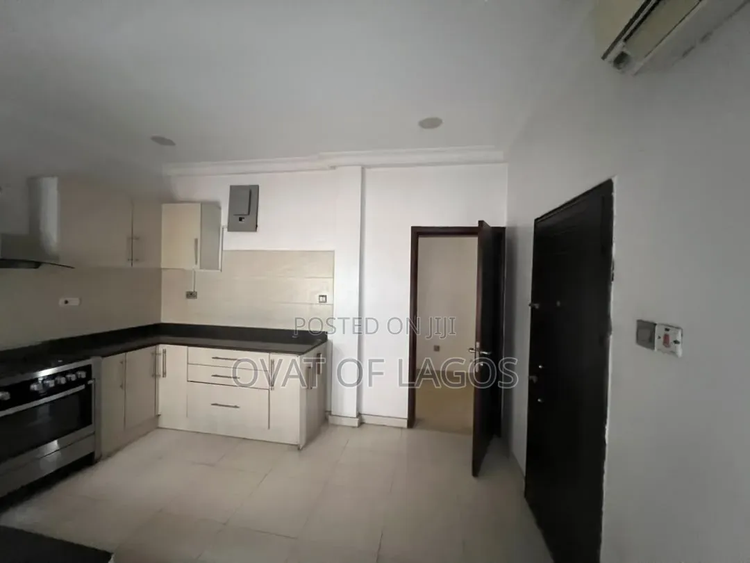 4bdrm Apartment in Parkview Estate for rent