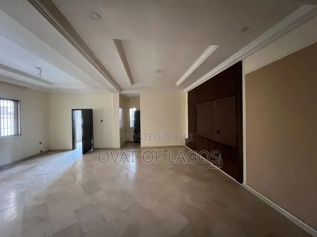 4bdrm Apartment in Parkview Estate for rent