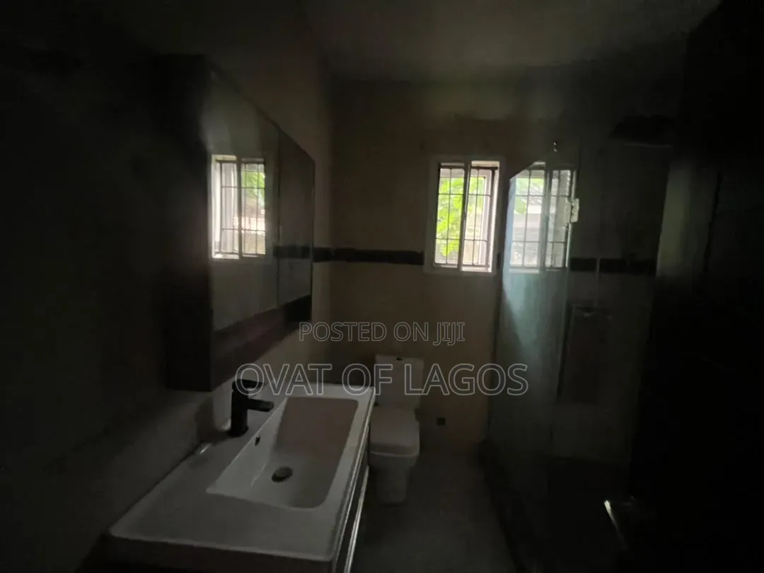 4bdrm Apartment in Parkview Estate for rent