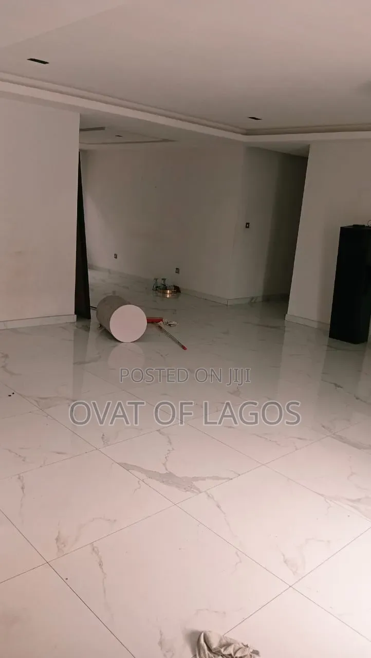 3bdrm Apartment in Parkview Estate for sale