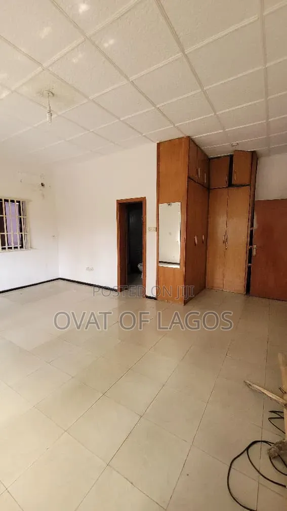 4bdrm Duplex in Parkview Estate for rent