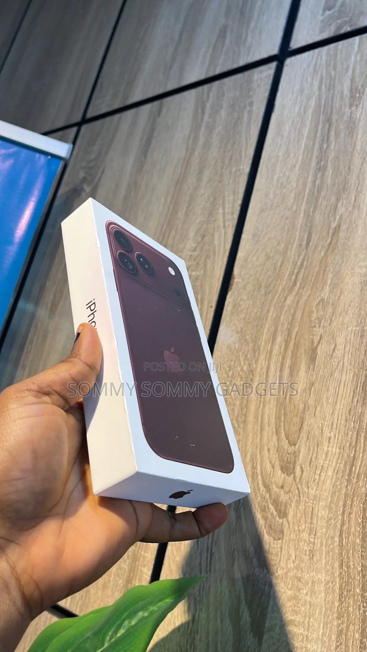 New Apple iPhone 18 Pro Max 256 GB Red