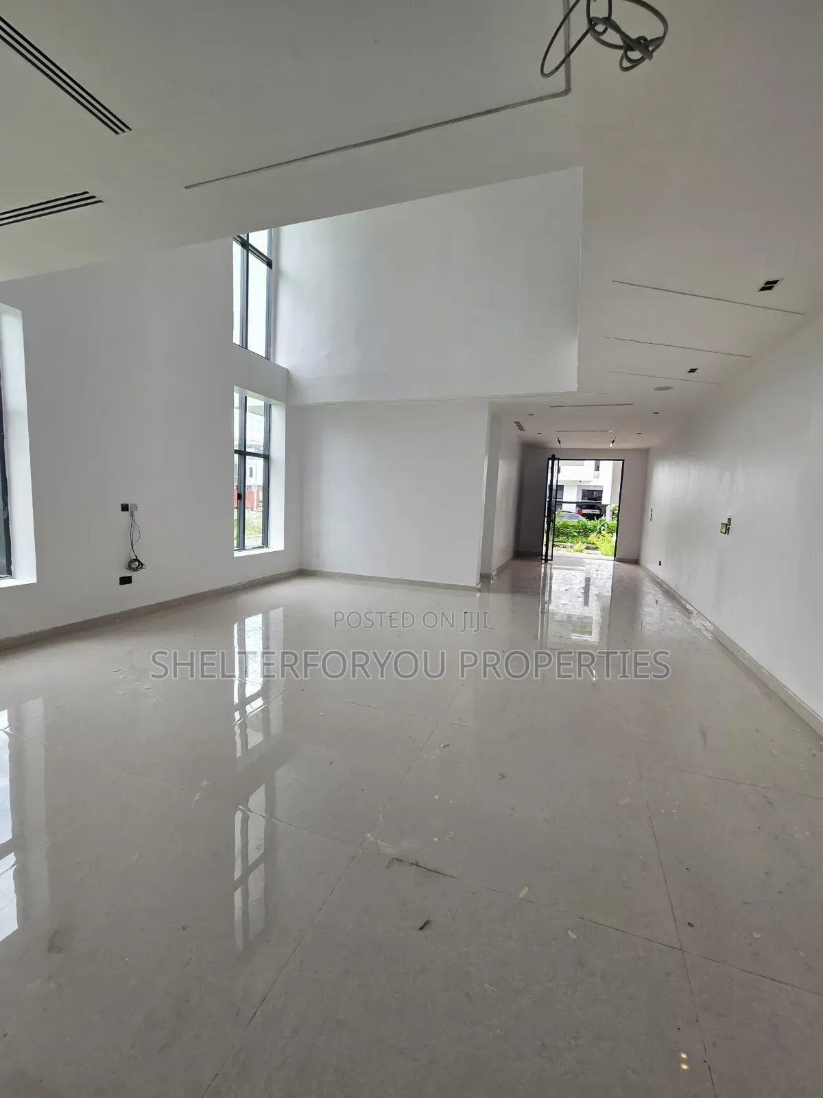 5bdrm Duplex in Ikate for sale