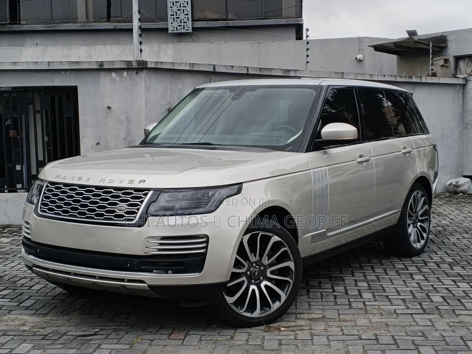Land Rover Range Rover Vogue 2014 Gold
