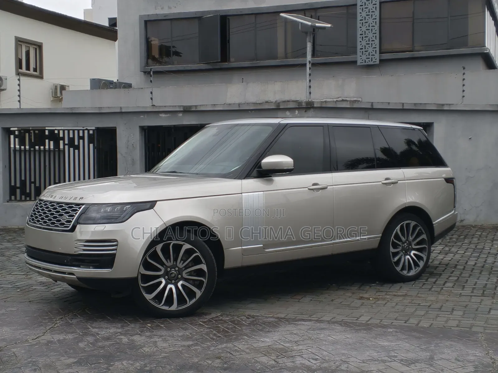 Land Rover Range Rover Vogue 2014 Gold