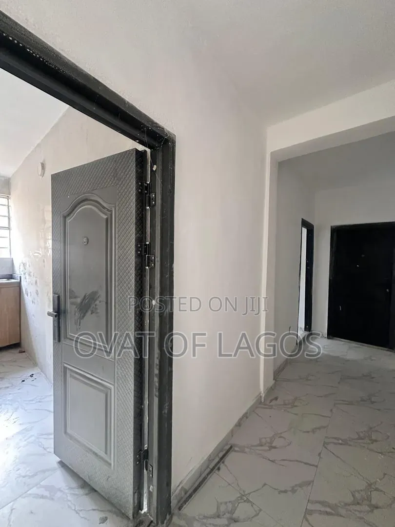 2bdrm Apartment in Orchid, Lekki Expressway for rent