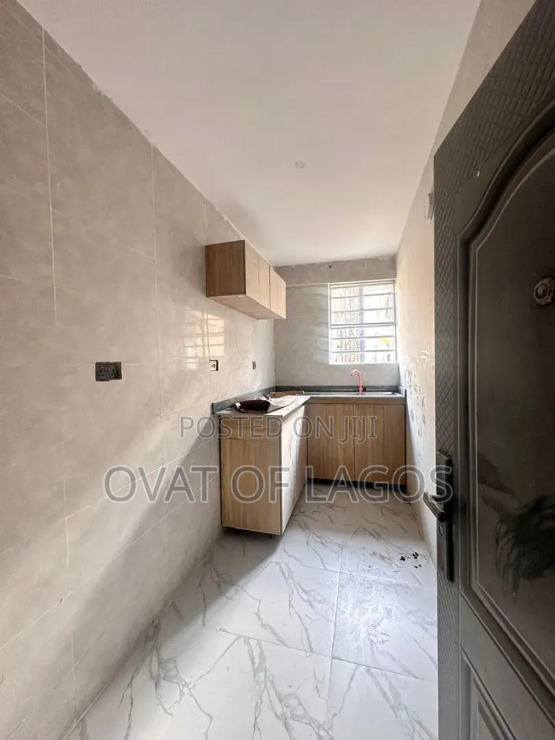 2bdrm Apartment in Orchid, Lekki Expressway for rent