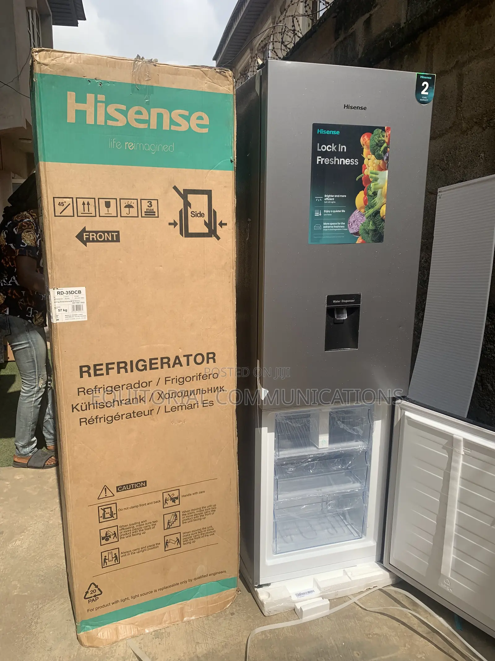 Hisense 35DCB 264L Everyday Cooling Fridge With Water Dispenser