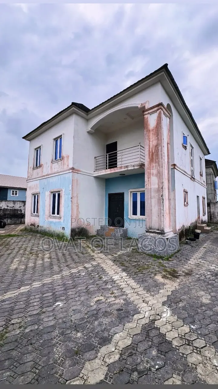 4bdrm Duplex in Alabula Estate, Lekki Expressway for sale
