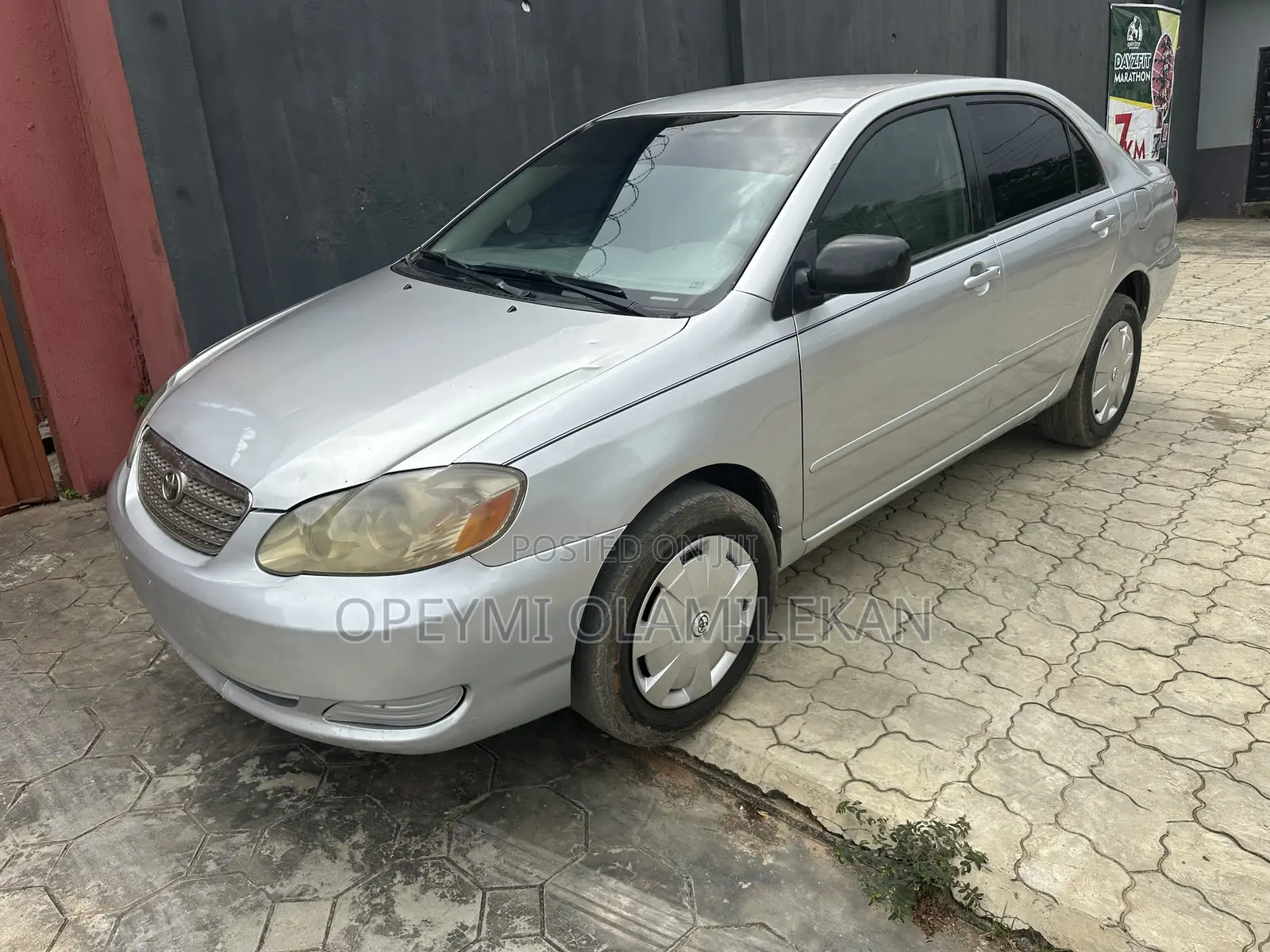 Toyota Corolla LE 2005 Silver