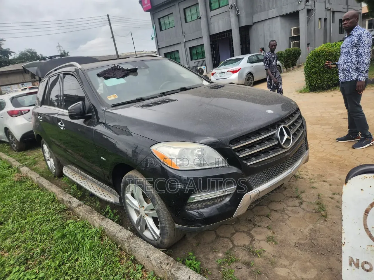 Mercedes-Benz M Class 2012 Black