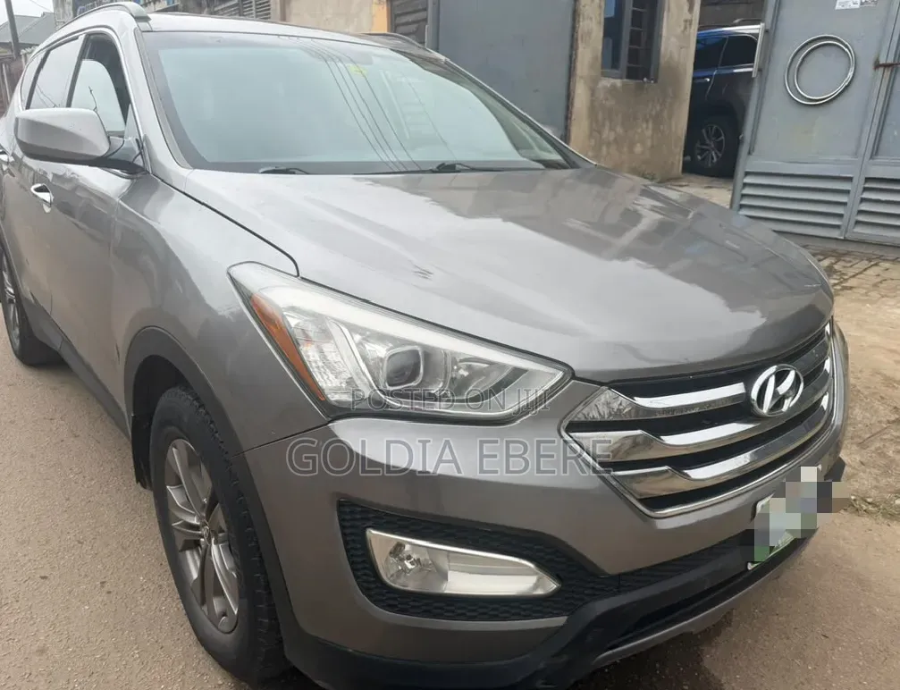 Hyundai Santa Fe 2015 Gray