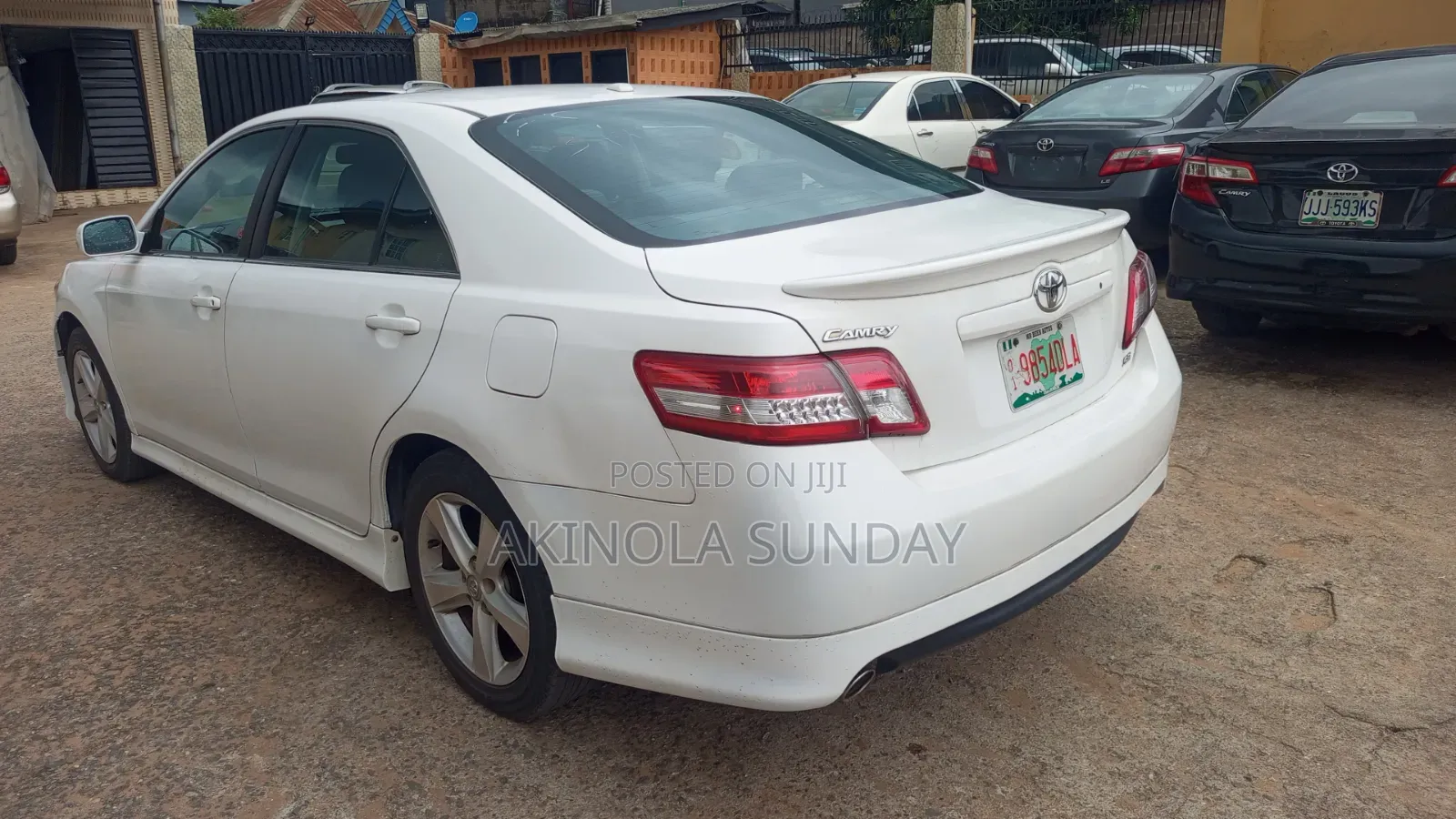 Toyota Camry 2010 White