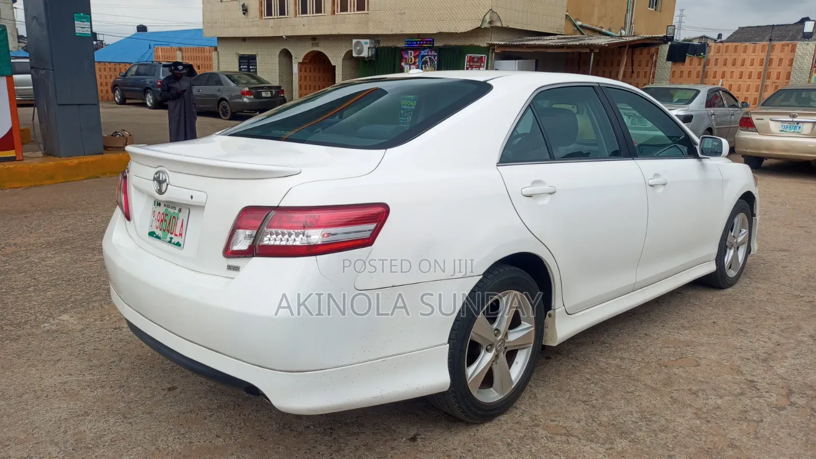 Toyota Camry 2010 White